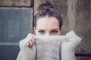 5 Najlepszych regenerujących serum do twarzy dla Twojej skóry